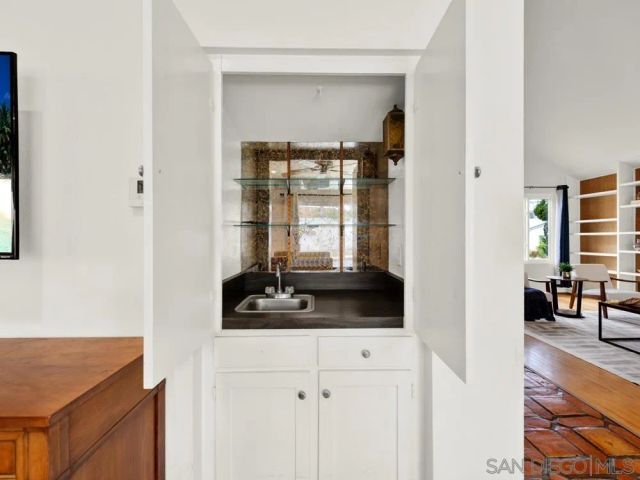 10325 Orozco, San Diego, CA 92124