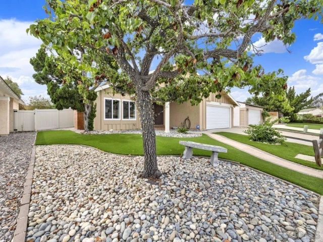 10325 Orozco, San Diego, CA 92124