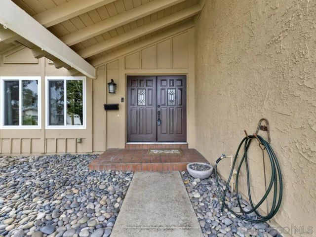 10325 Orozco, San Diego, CA 92124