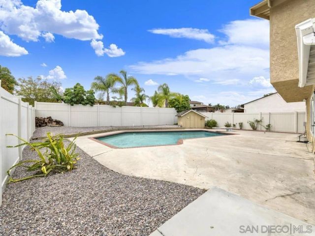 10325 Orozco, San Diego, CA 92124