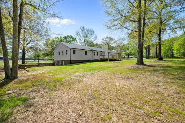 401 Coleman Drive, Statham, GA 30666