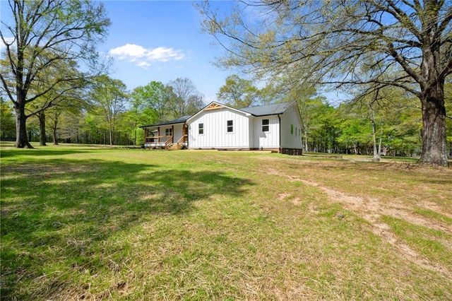 401 Coleman Drive, Statham, GA 30666