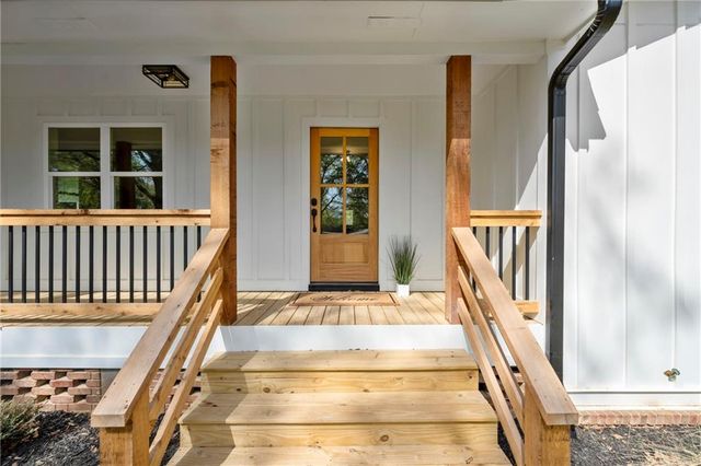 401 Coleman Drive, Statham, GA 30666