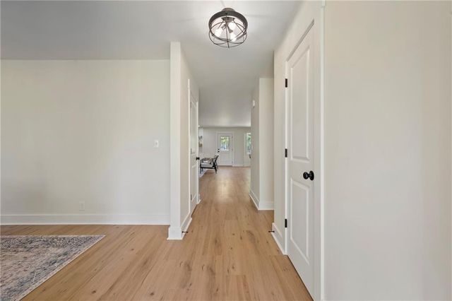 401 Coleman Drive, Statham, GA 30666