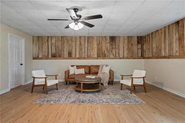 401 Coleman Drive, Statham, GA 30666