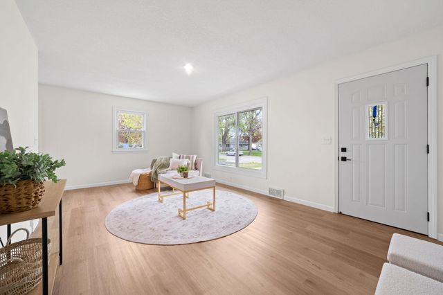 7638 14th Avenue S, Richfield, MN 55423