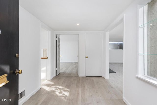 938 S Orange Grove Boulevard C, Pasadena, CA 91105