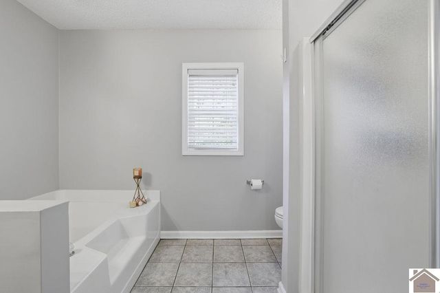 903 Stonebrook, Paducah, KY 42001