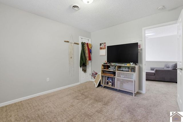 903 Stonebrook, Paducah, KY 42001