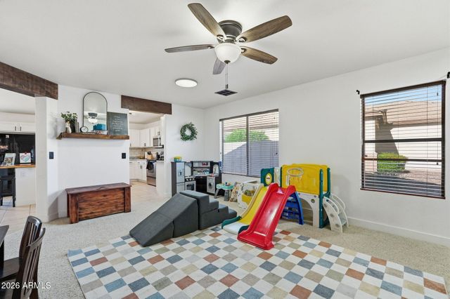 2985 W GOLDMINE MOUNTAIN Drive, San Tan Valley, AZ 85144