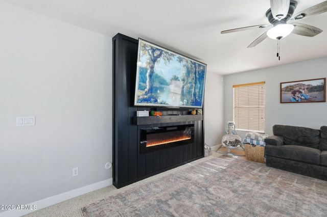 2985 W GOLDMINE MOUNTAIN Drive, San Tan Valley, AZ 85144