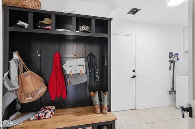 2985 W GOLDMINE MOUNTAIN Drive, San Tan Valley, AZ 85144