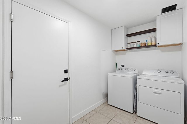 2985 W GOLDMINE MOUNTAIN Drive, San Tan Valley, AZ 85144