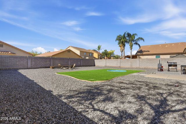 2985 W GOLDMINE MOUNTAIN Drive, San Tan Valley, AZ 85144