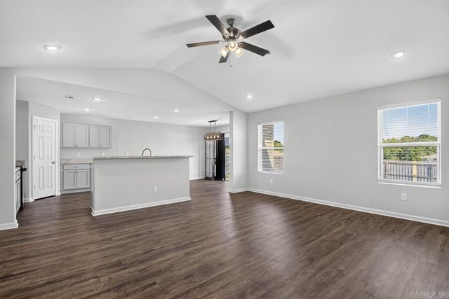 2096 River Birch Trail, Bauxite, AR 72011