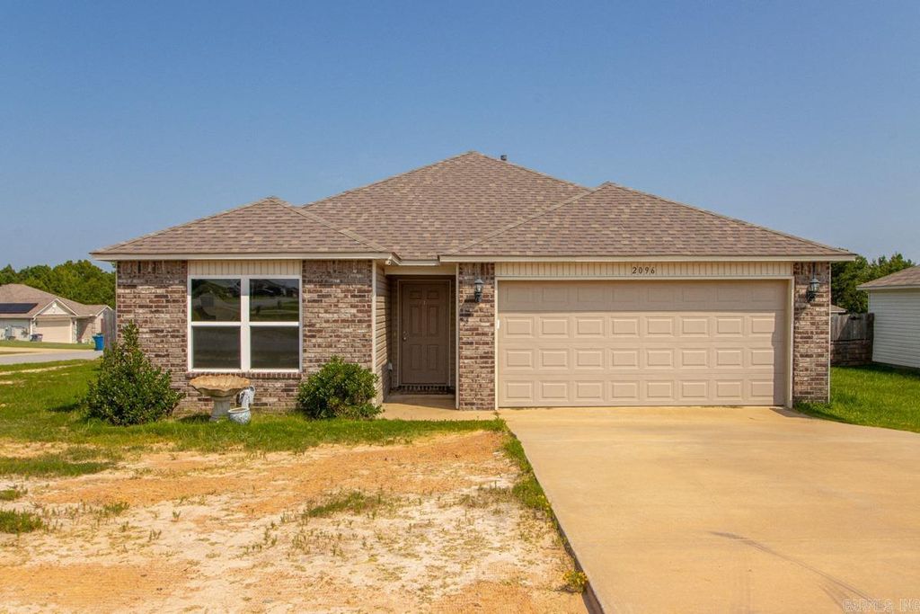 2096 River Birch Trail, Bauxite, AR 72011