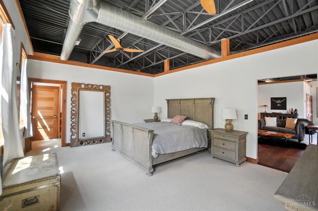 1628 Central Parkway, Cincinnati, OH 45202