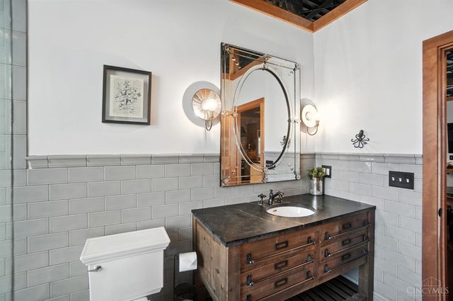 1628 Central Parkway, Cincinnati, OH 45202