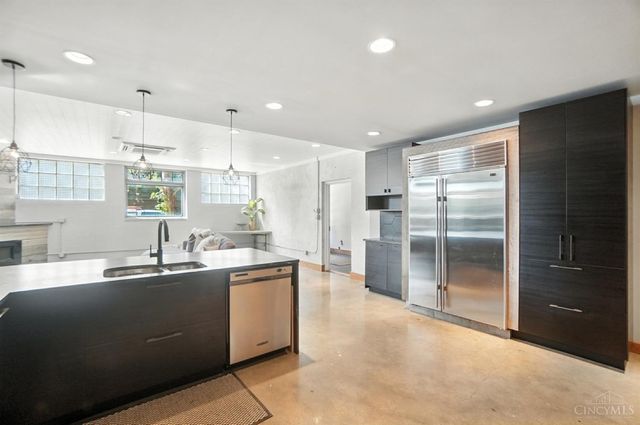 1628 Central Parkway, Cincinnati, OH 45202