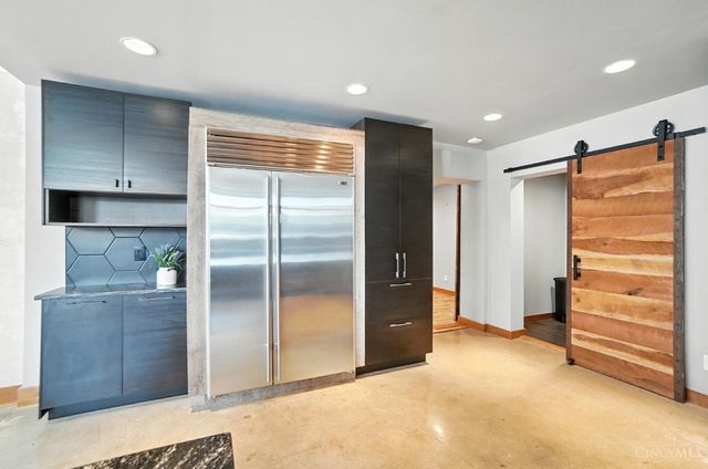 1628 Central Parkway, Cincinnati, OH 45202