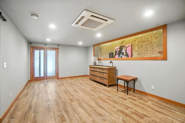 1628 Central Parkway, Cincinnati, OH 45202