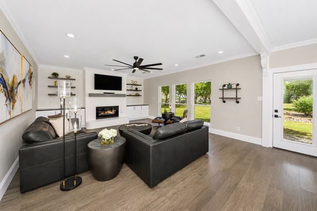 3817 Ganzer Road W, Denton, TX 76207