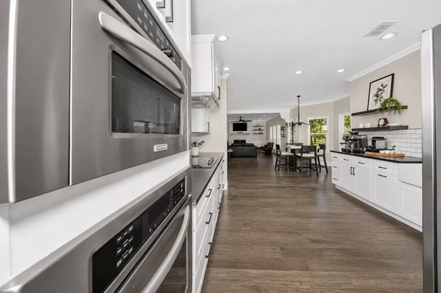 3817 Ganzer Road W, Denton, TX 76207