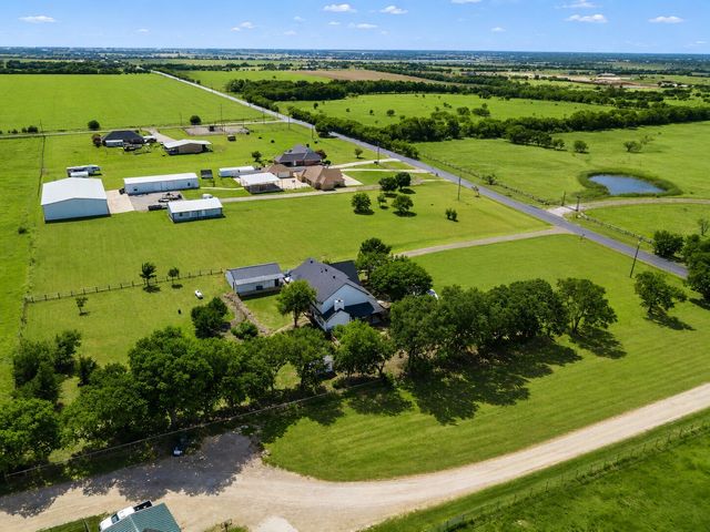 3817 Ganzer Road W, Denton, TX 76207
