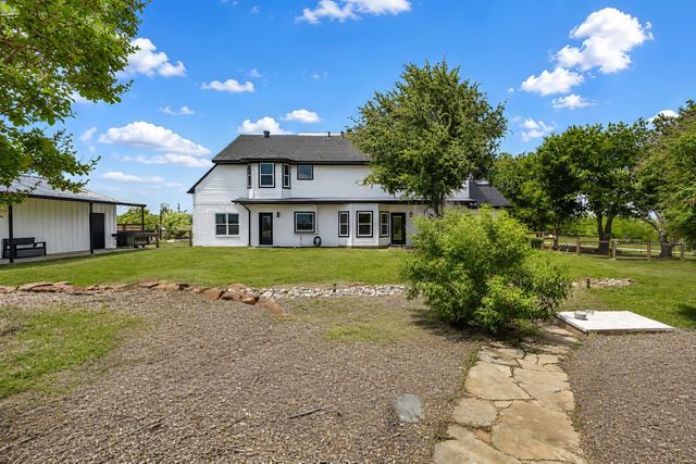 3817 Ganzer Road W, Denton, TX 76207