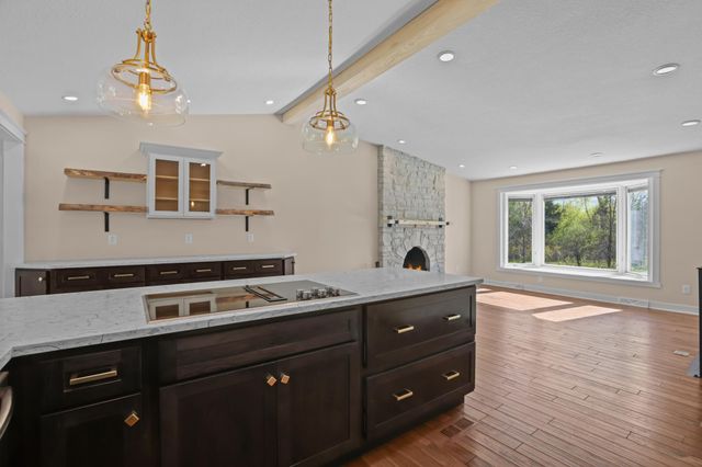4413 Bramblewood Avenue, Vadnais Heights, MN 55127