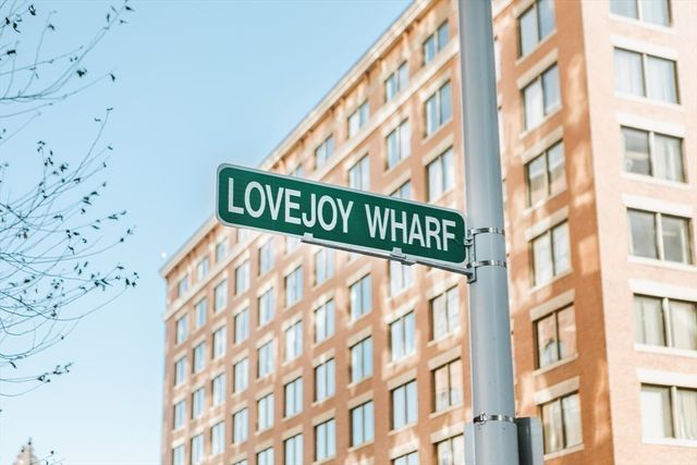 100 Lovejoy Wharf 6B, Boston, MA 02114