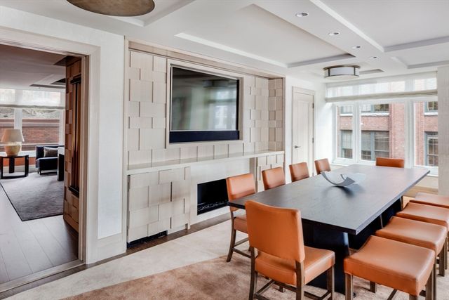 100 Lovejoy Wharf 6B, Boston, MA 02114