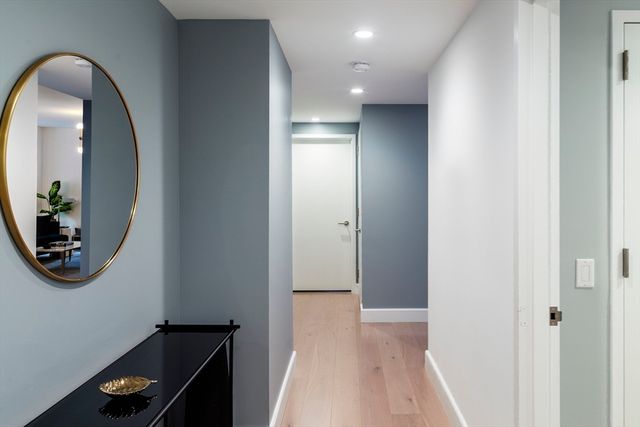 100 Lovejoy Wharf 6B, Boston, MA 02114