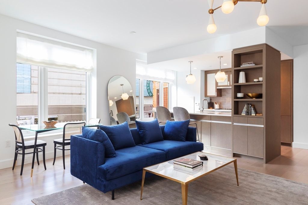 100 Lovejoy Wharf 6B, Boston, MA 02114