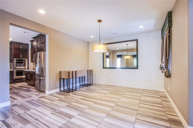 5863 Glory Heights Drive, Las Vegas, NV 89135