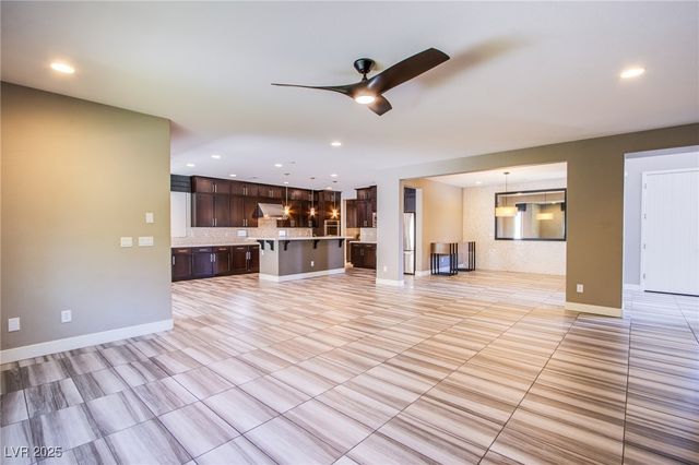 5863 Glory Heights Drive, Las Vegas, NV 89135