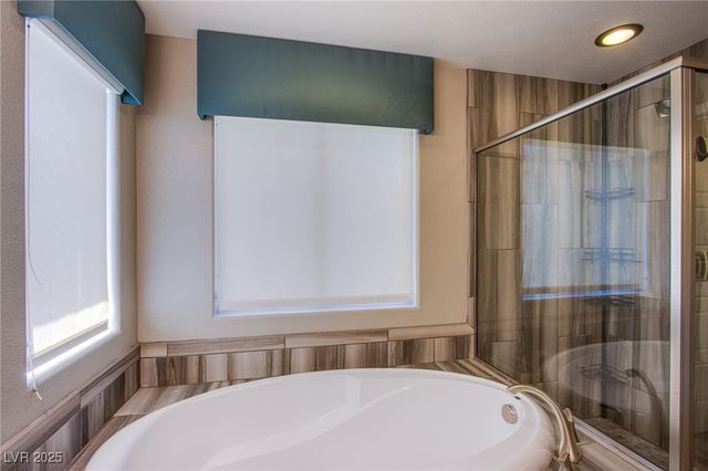 5863 Glory Heights Drive, Las Vegas, NV 89135