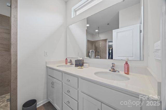 632 Amber Meadows Way, Tega Cay, SC 29708