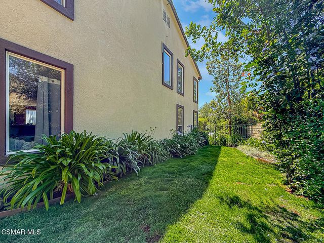 112 Forrester Court, Simi Valley, CA 93065