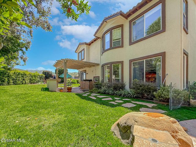 112 Forrester Court, Simi Valley, CA 93065