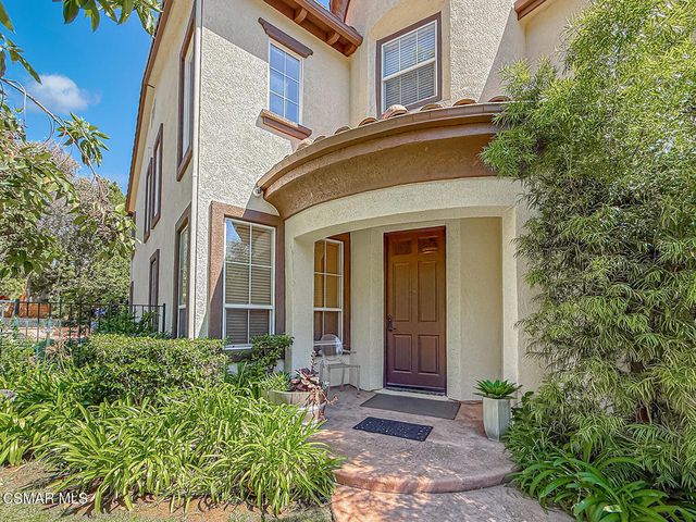 112 Forrester Court, Simi Valley, CA 93065