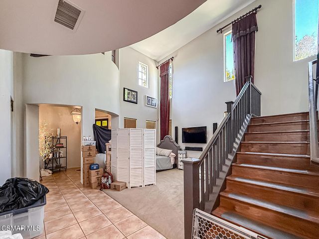 112 Forrester Court, Simi Valley, CA 93065