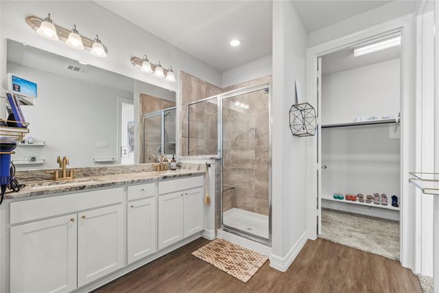 1523 Canter Bayou Way, Houston, TX 77043