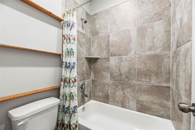 1523 Canter Bayou Way, Houston, TX 77043