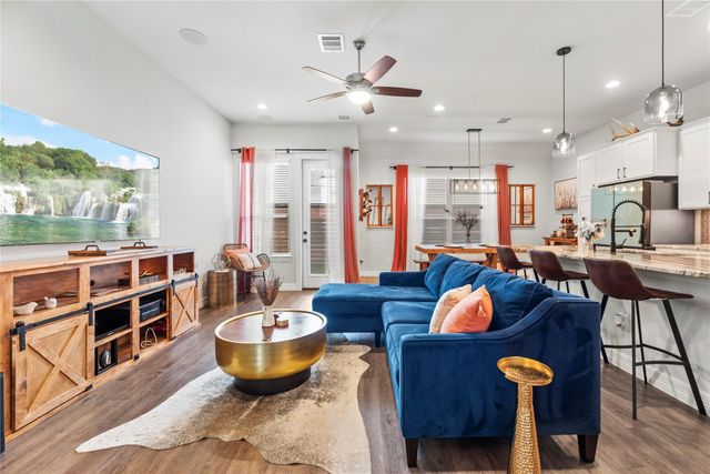 1523 Canter Bayou Way, Houston, TX 77043