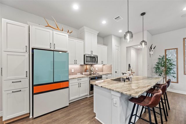 1523 Canter Bayou Way, Houston, TX 77043