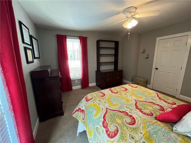 2324 E Cherokee Drive, Woodstock, GA 30188