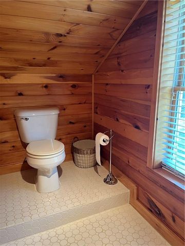 2324 E Cherokee Drive, Woodstock, GA 30188