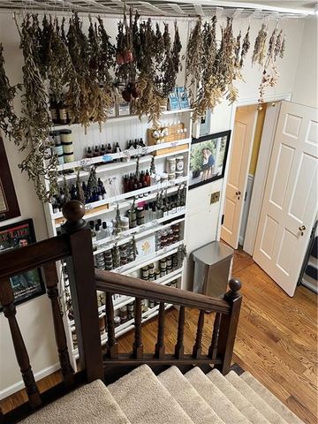 2324 E Cherokee Drive, Woodstock, GA 30188