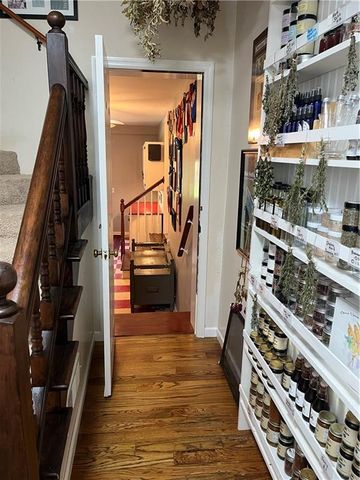 2324 E Cherokee Drive, Woodstock, GA 30188